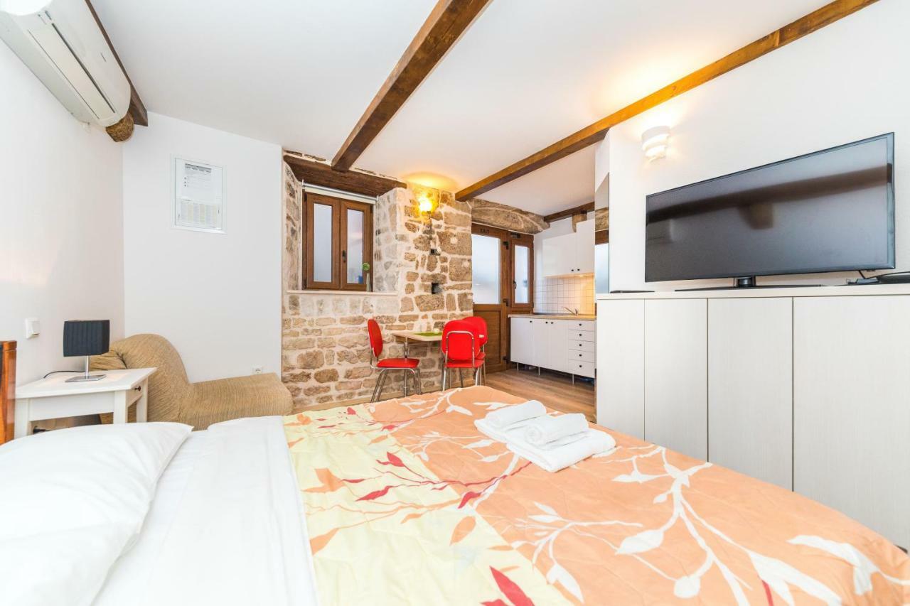 Apartamento First Vestibul Split Exterior foto