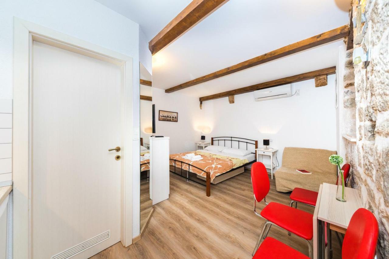 Apartamento First Vestibul Split Exterior foto